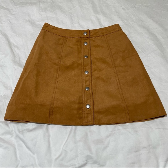Tan Skirt - Picture 1 of 3